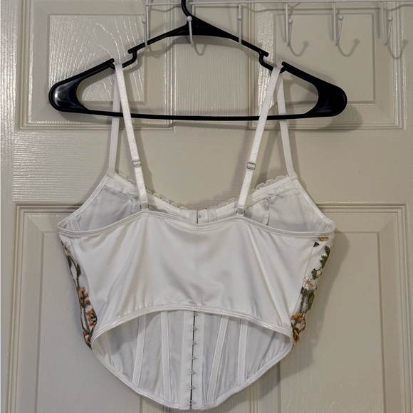 Floral Embroidered Corset-style Camisole Size M - Picture 4 of 8